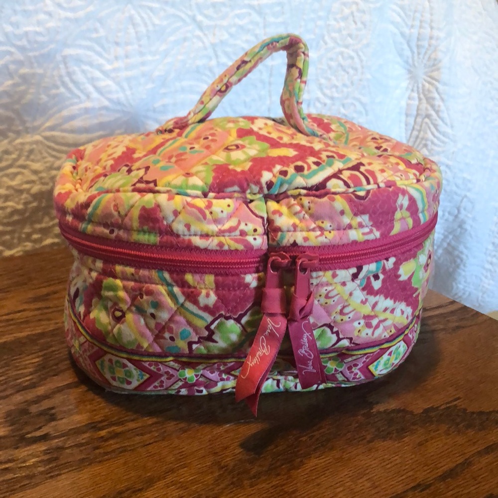 Vera Bradley makeup/skincare case
